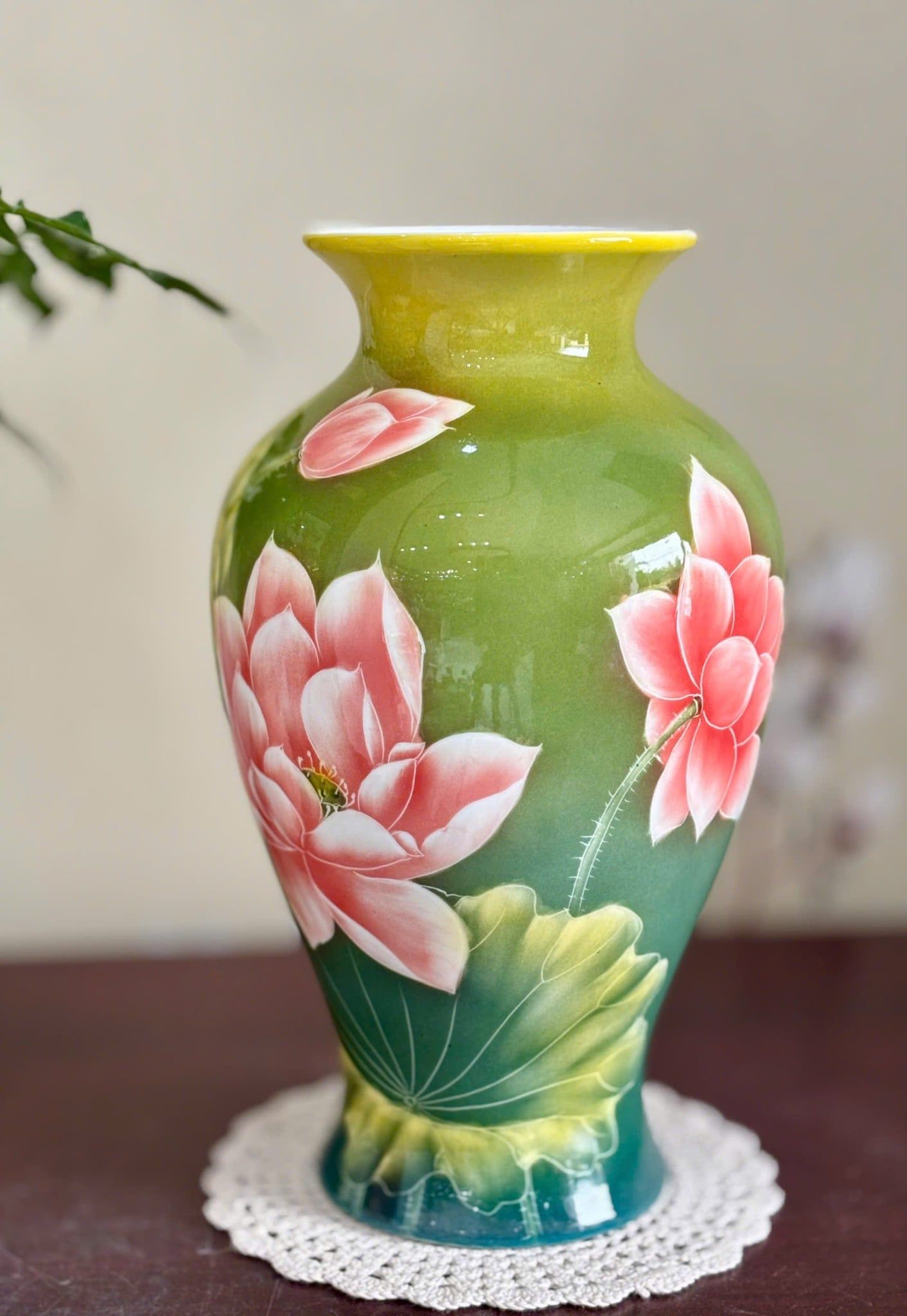  Bình gốm trang trí hình hoa sen gốm sứ Bát Tràng BKCECN-9832 