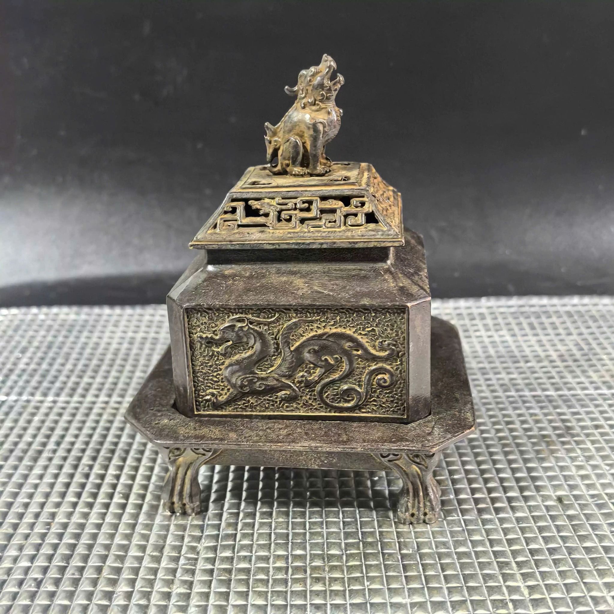  Lư Trầm Tứ Linh sưu tầm BKMECN-9609 