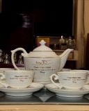  Bộ ấm chén Đèn Thần chỉ vàng in chữ Thủ tướng Phạm Minh Chính BKCECN-9956 