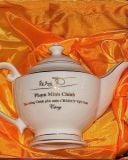  Bộ ấm chén Đèn Thần chỉ vàng in chữ Thủ tướng Phạm Minh Chính BKCECN-9956 