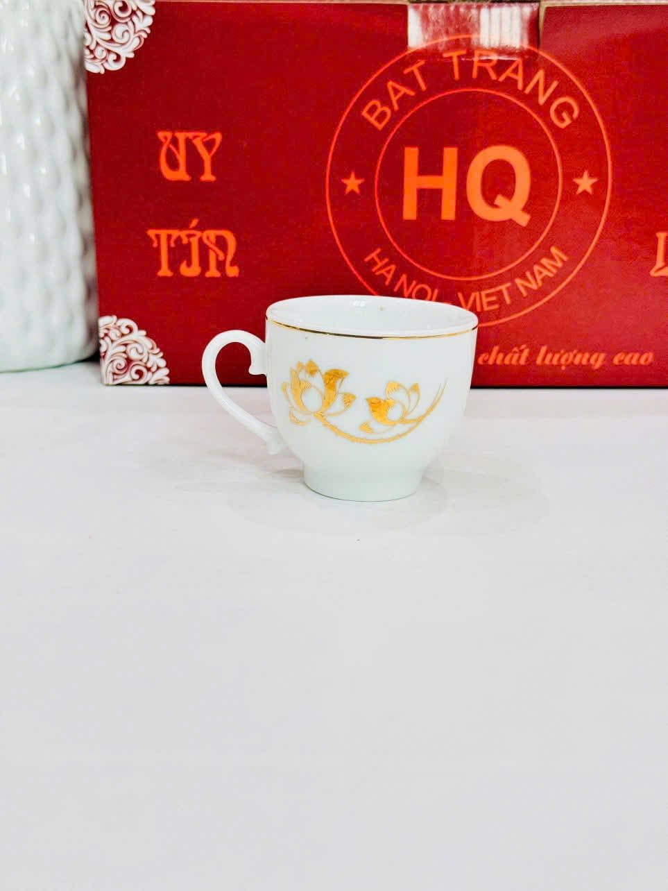  Bộ ấm chén sứ trắng Bát Tràng hoa sen vàng kim BKCECN-10110 