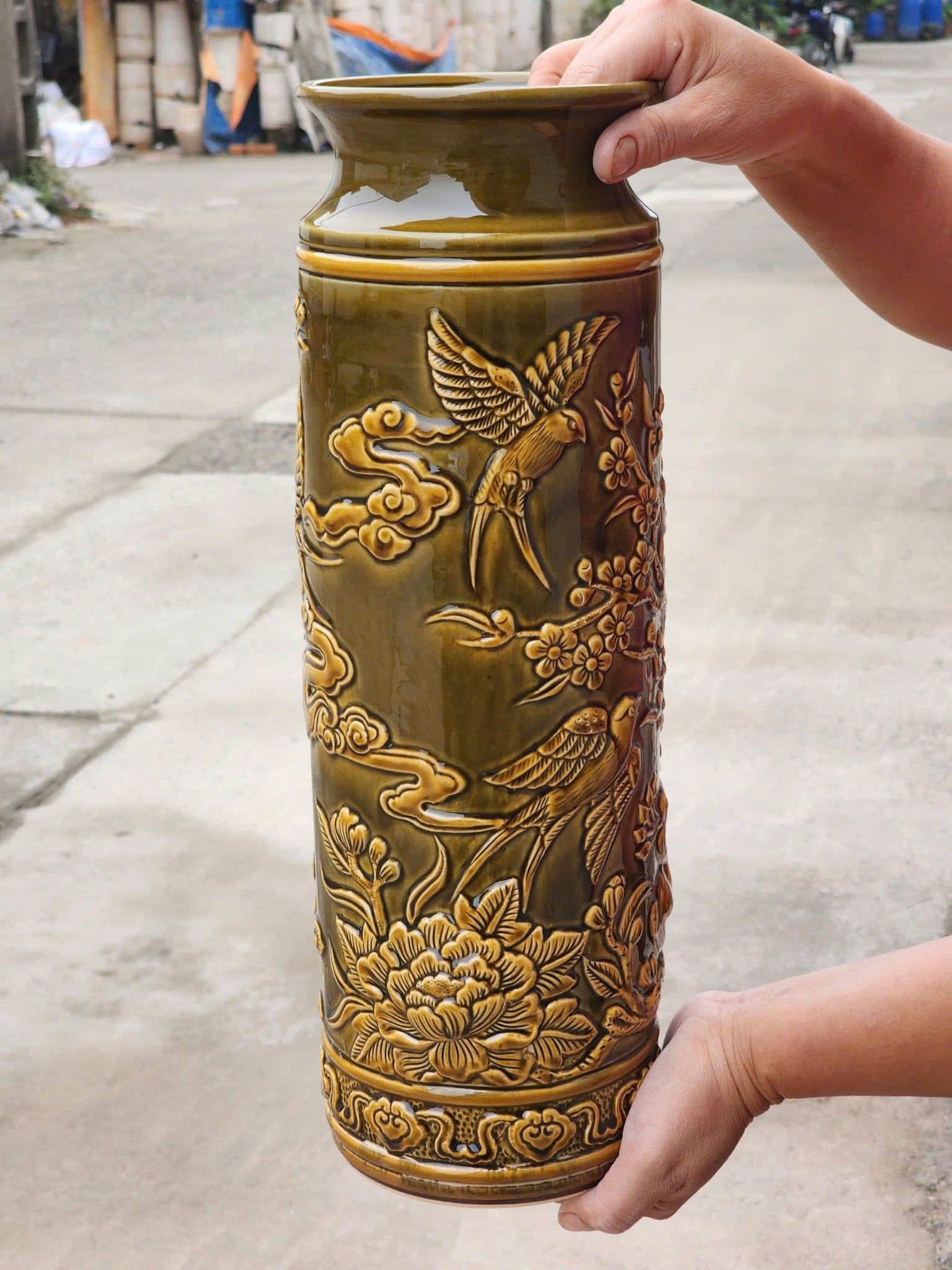  Lọ đựng nhang họa tiết Chim Công Bát Tràng BKCECN-10157 