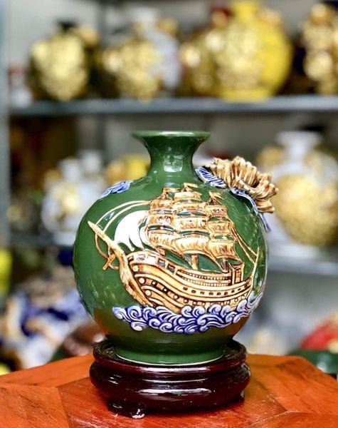  Bình Hút Lộc “Thuận Buồm Xuôi Gió” đắp nổi hoa men màu Bát Tràng  BKCECN-10153 