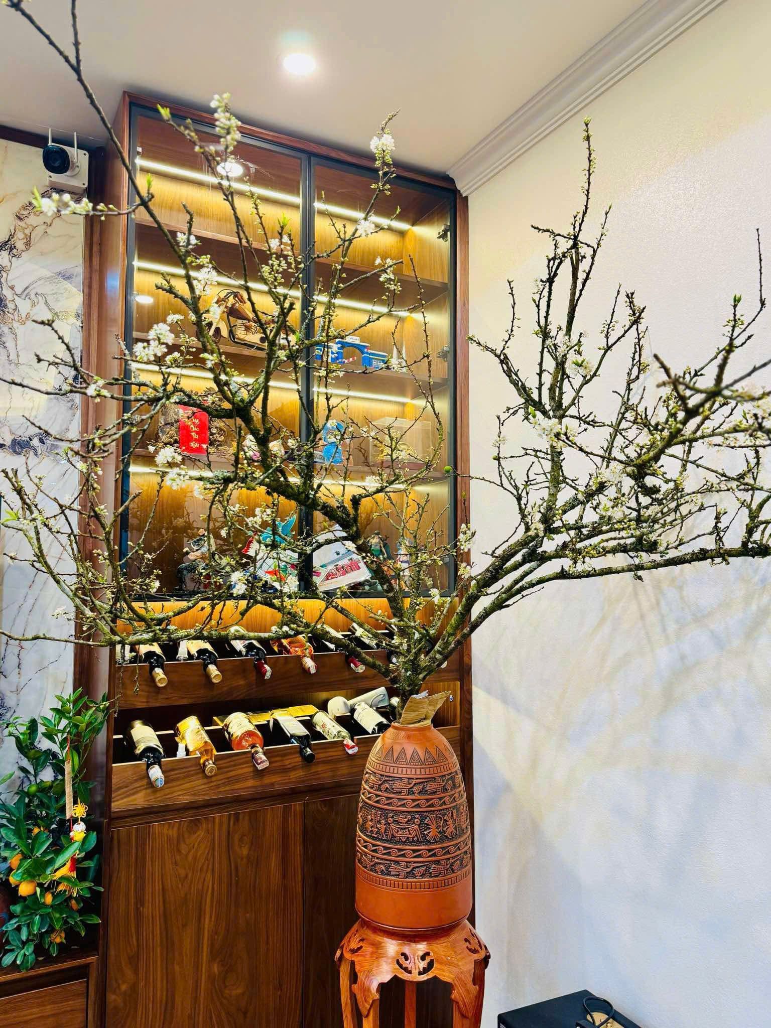  Chuông gốm khắc trống đồng cắm hoa BKCECN-10145 