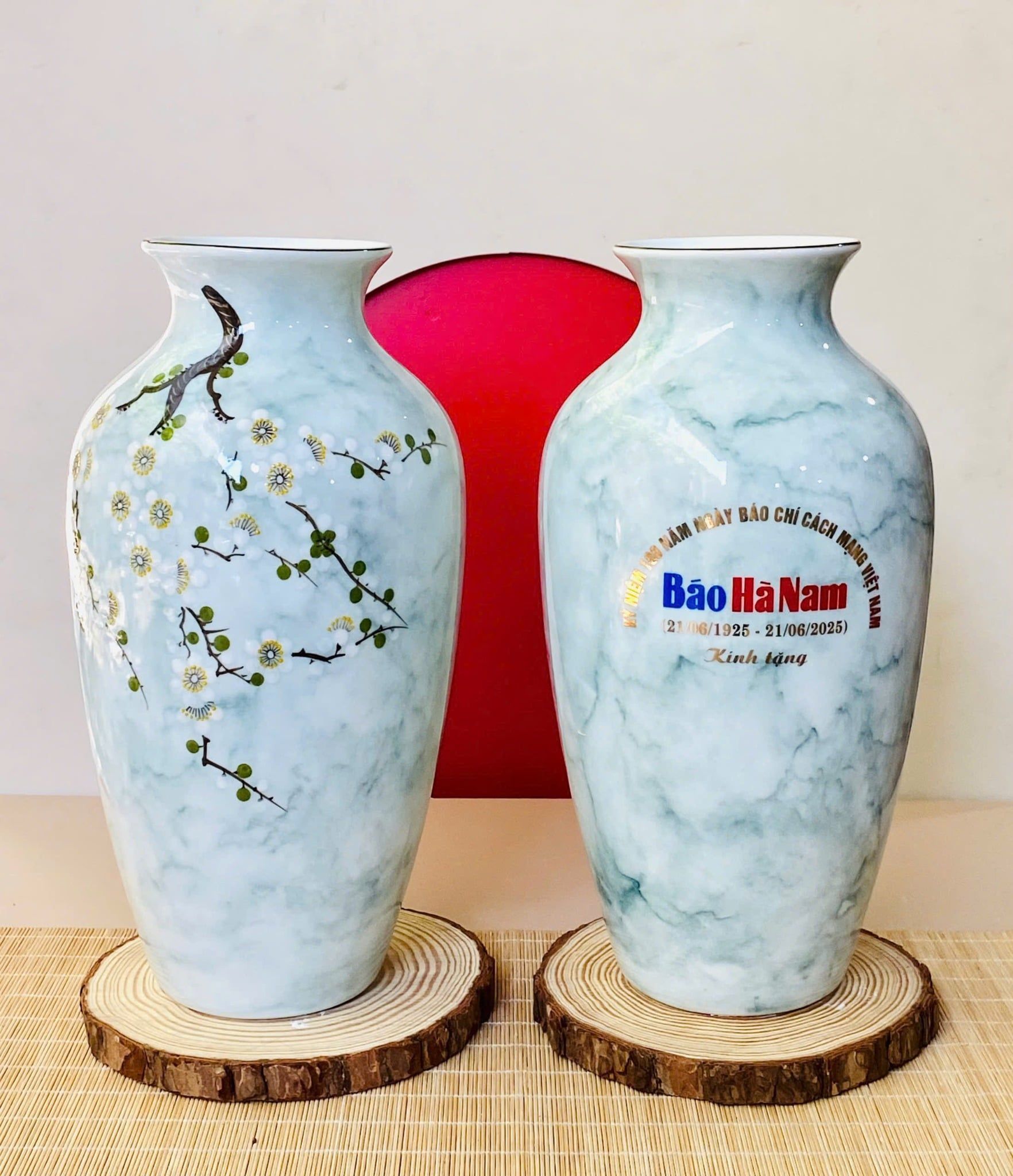  Bình hoa vẽ hoa mận Bát Tràng BKCECN-10160 