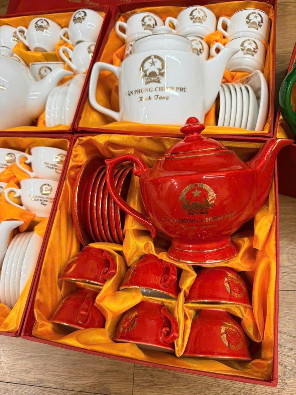  Bộ ấm chén Văn phòng Chính phủ Bát Tràng BKCECN-10187 