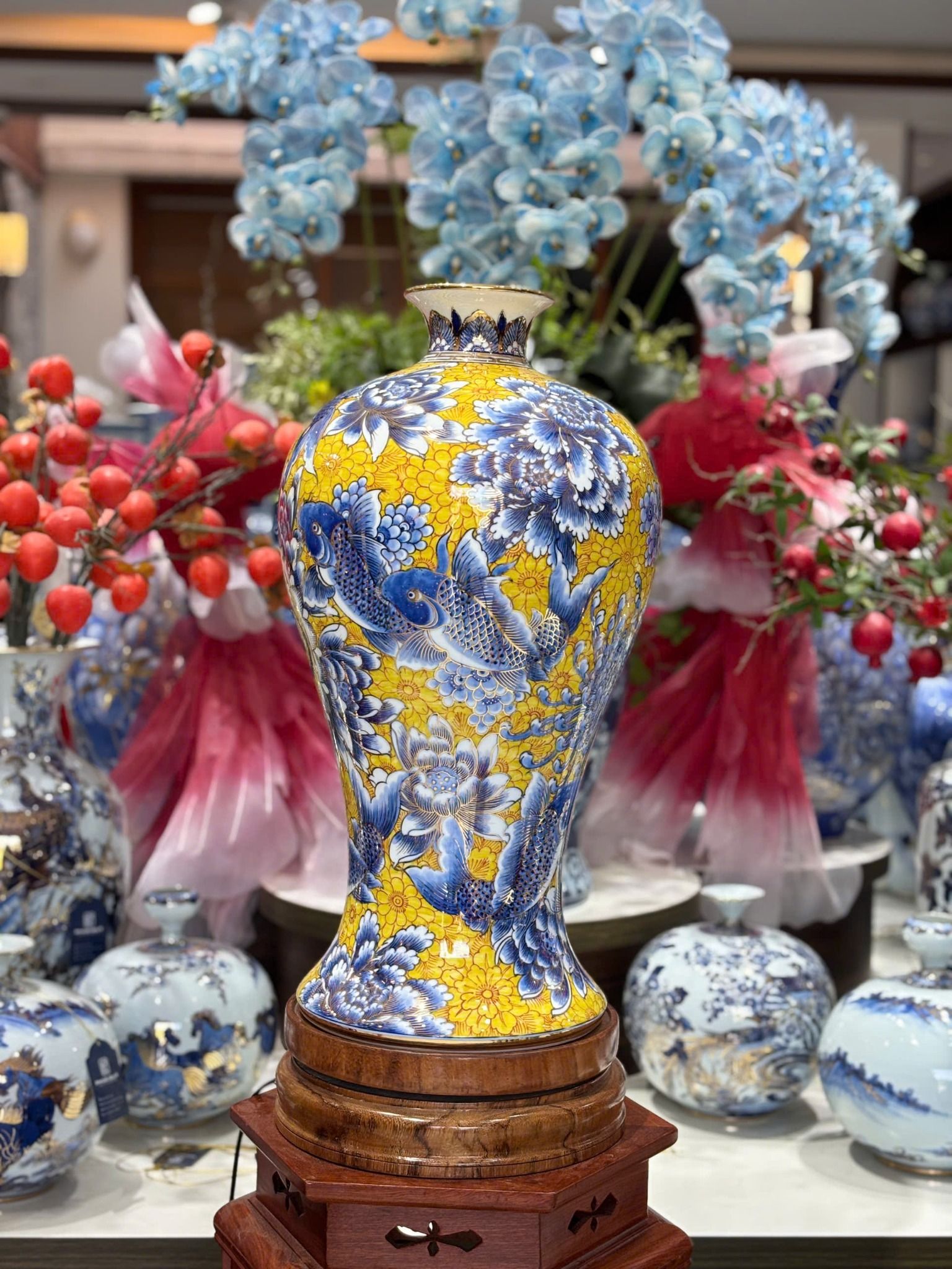  Bảo bình Bát Tràng vẽ vàng cao cấp BKCECN-10199 