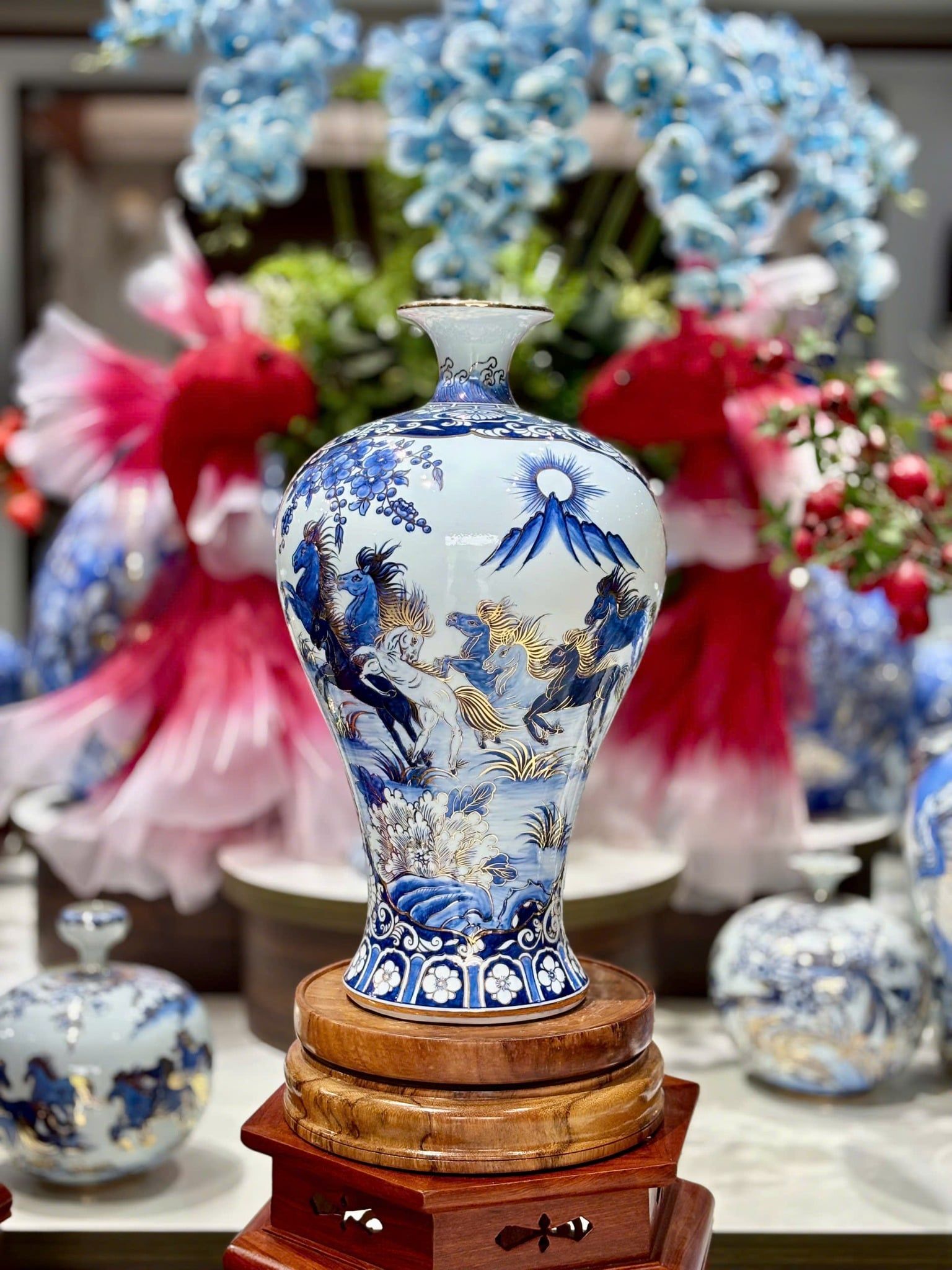  Bảo bình Bát Tràng vẽ vàng cao cấp trang trí Tết BKCECN-10202 