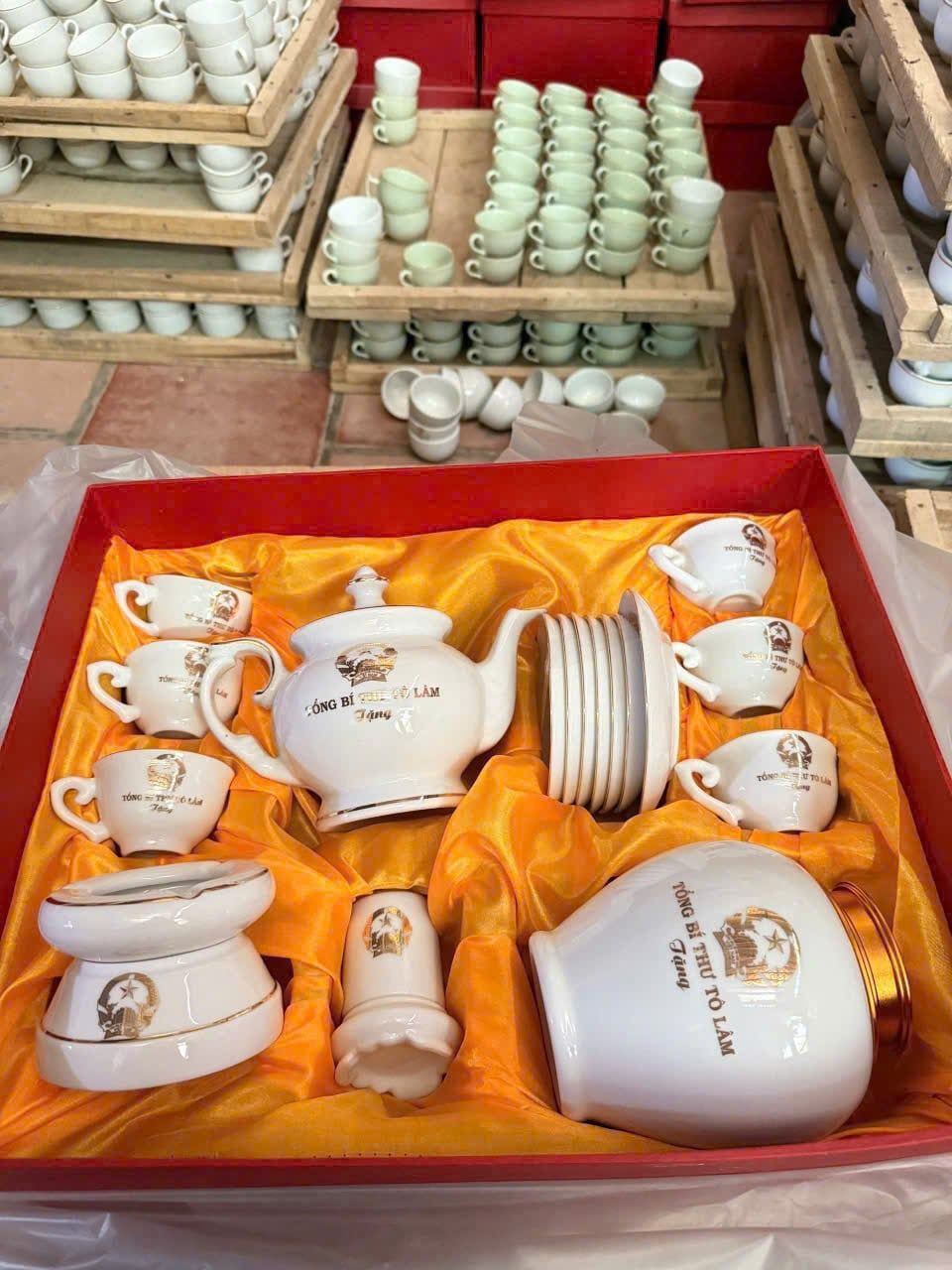  Bộ ấm chén Tổng Bí thư Tô Lâm kèm phụ kiện BKCECN-10204 