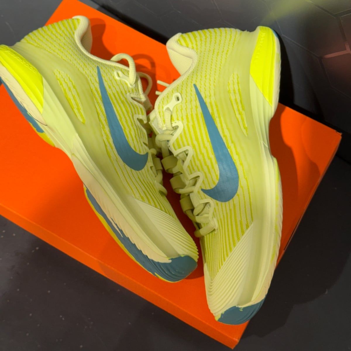  Giày Tennis/Pickleball Nike Vapor 12 Premium 'Luminous Green' HF7834-300 