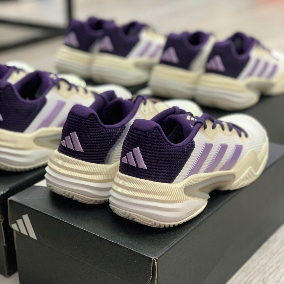  Giày adidas Barricade 13 “Core White & Powder Plum” JR7814 