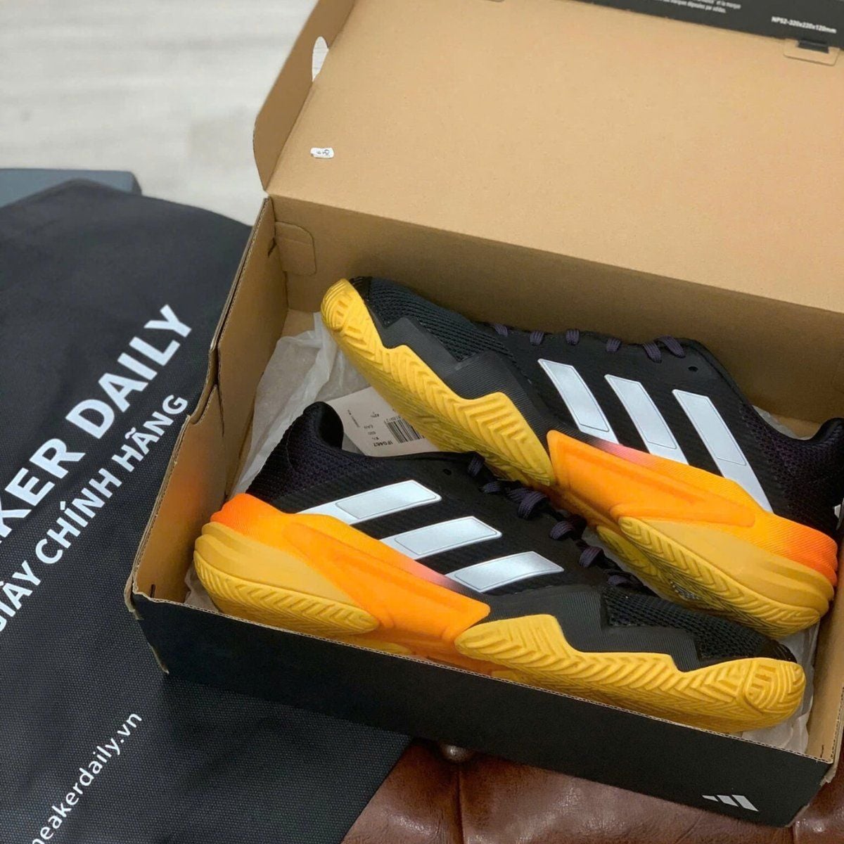  Giày adidas Barricade Tennis 13 ‘Aurora Black’ IF0467 