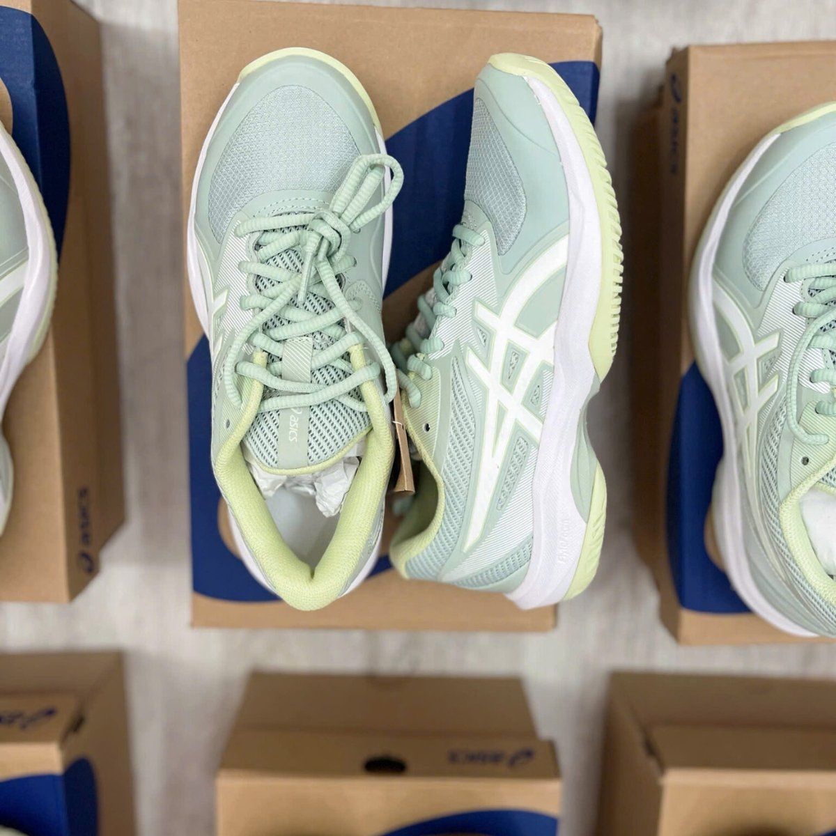  Giày Asics Game FF Lichen Rock White 1042A281-300 