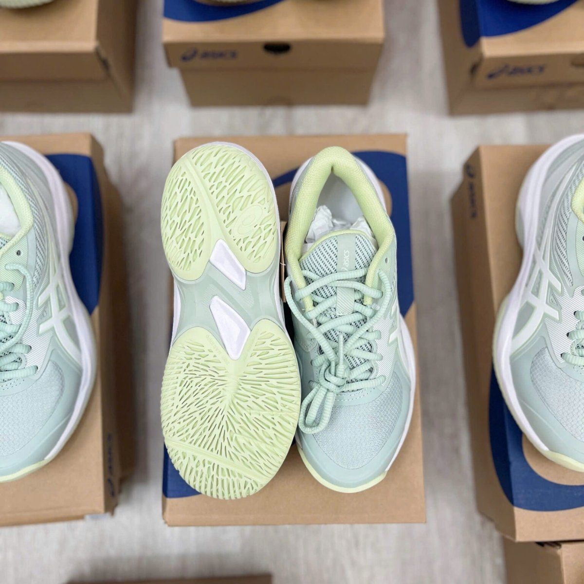  Giày Asics Game FF Lichen Rock White 1042A281-300 