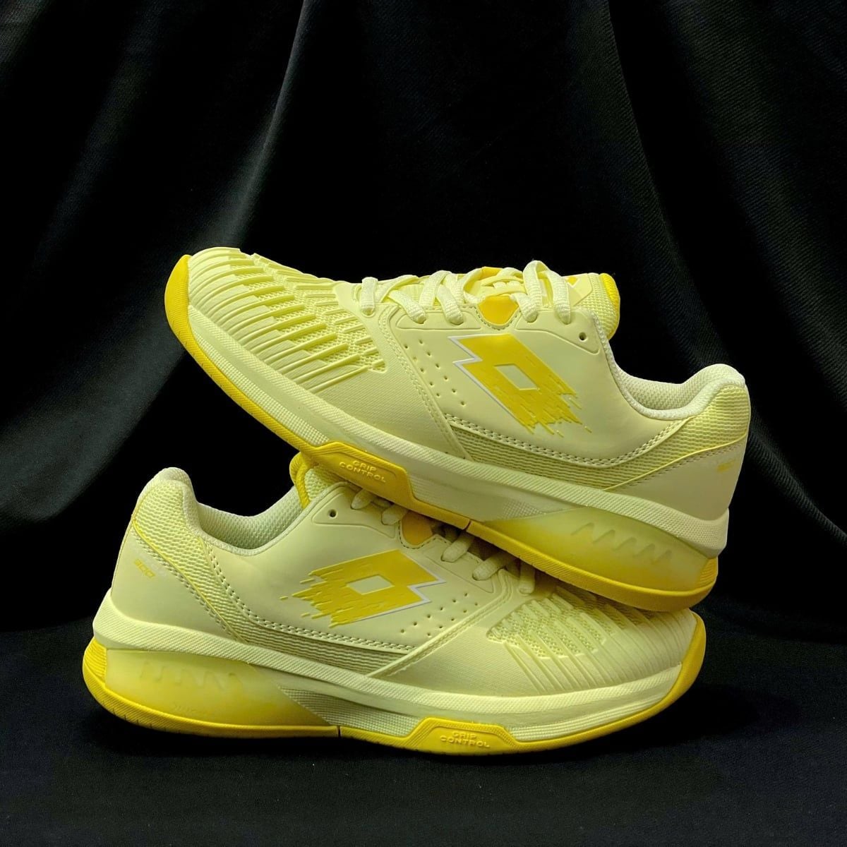  Giày Lotto Raptor 300 'Yellow' LOTTE260302Y 