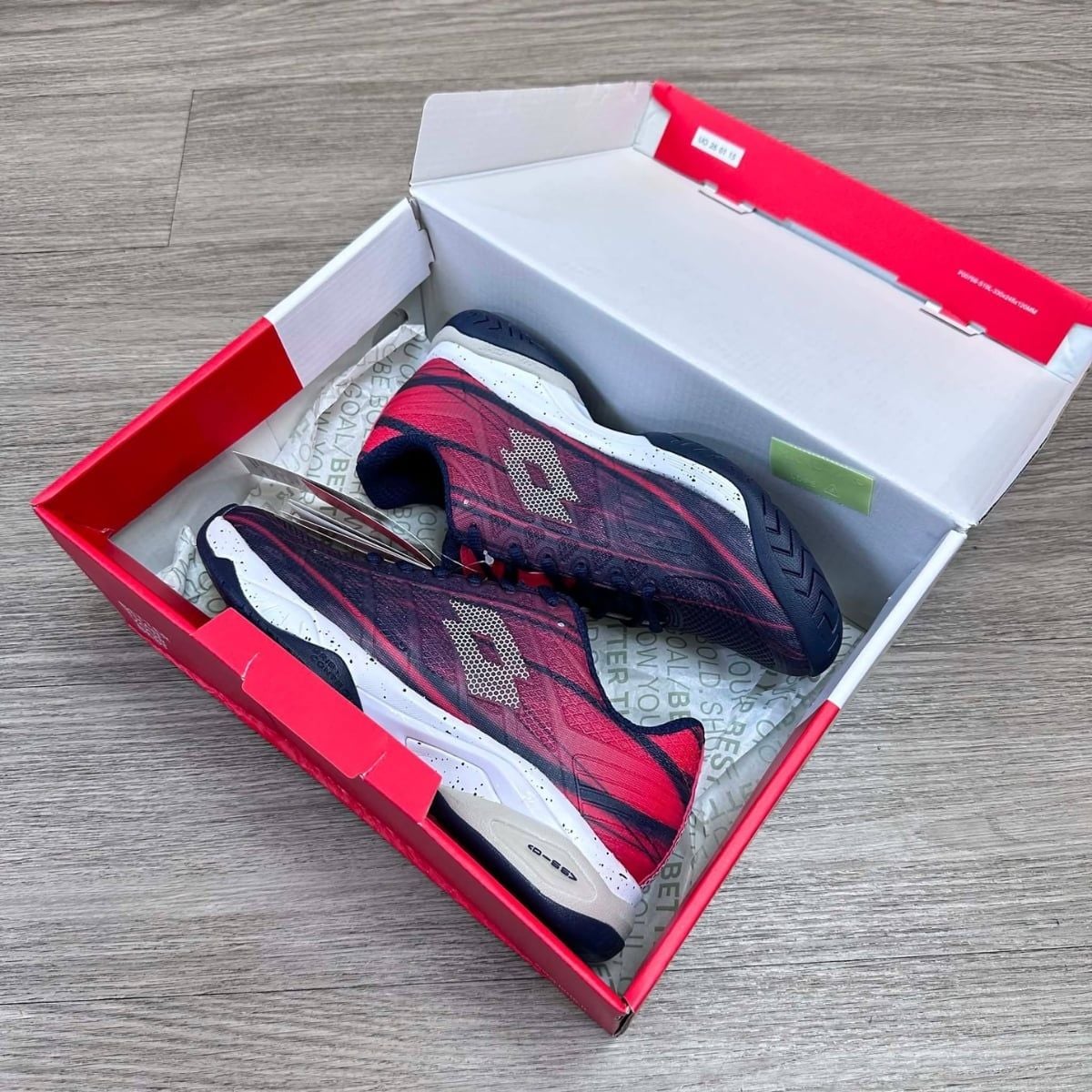  Giày Pickleball/Tennis Lotto Mirage 300 "Red/Navy" LOTTE260303N 