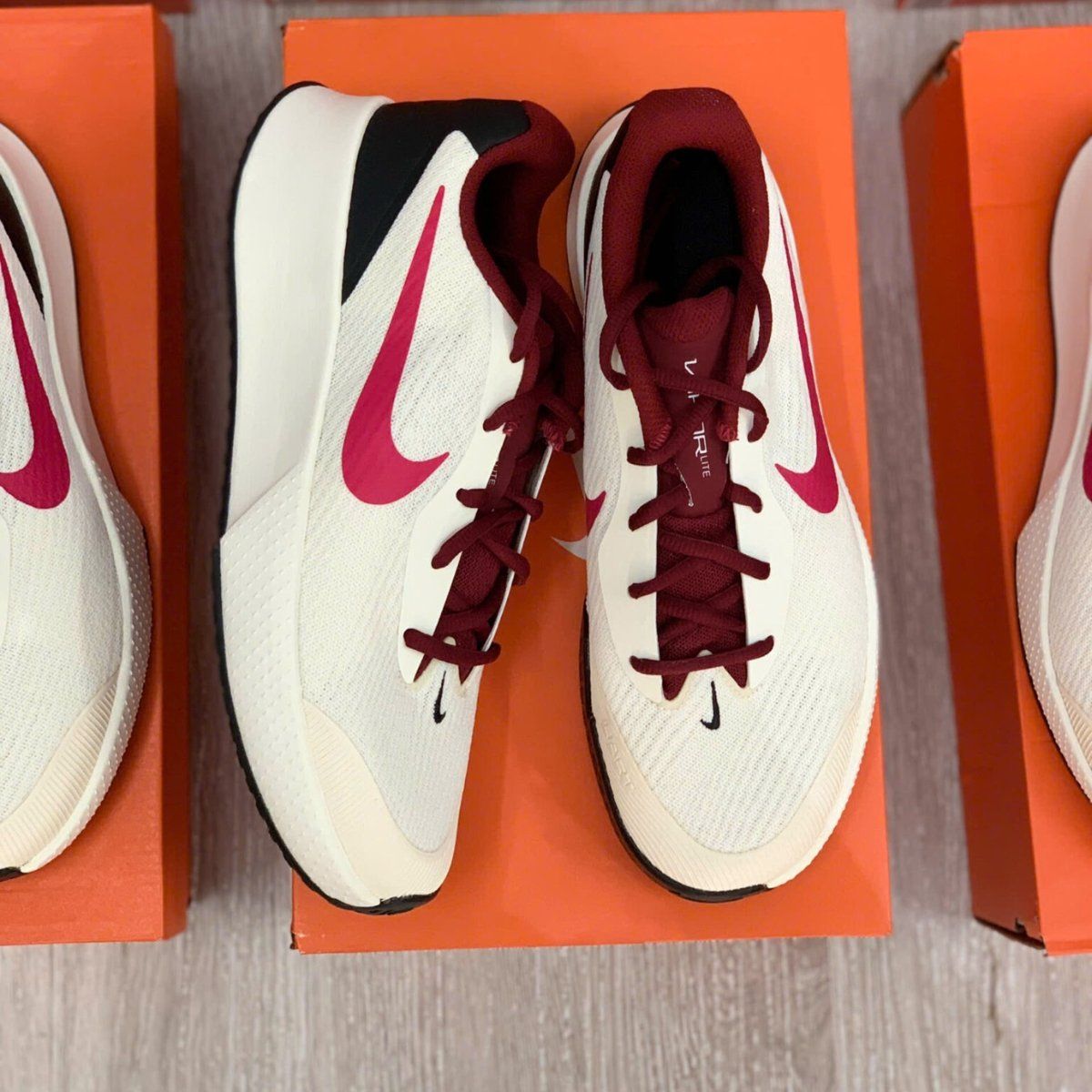  Giày Nike Court Vapor Lite 3 HC ‘Pale Ivory Sail Team Red Rush Pink’ FZ2156-104 