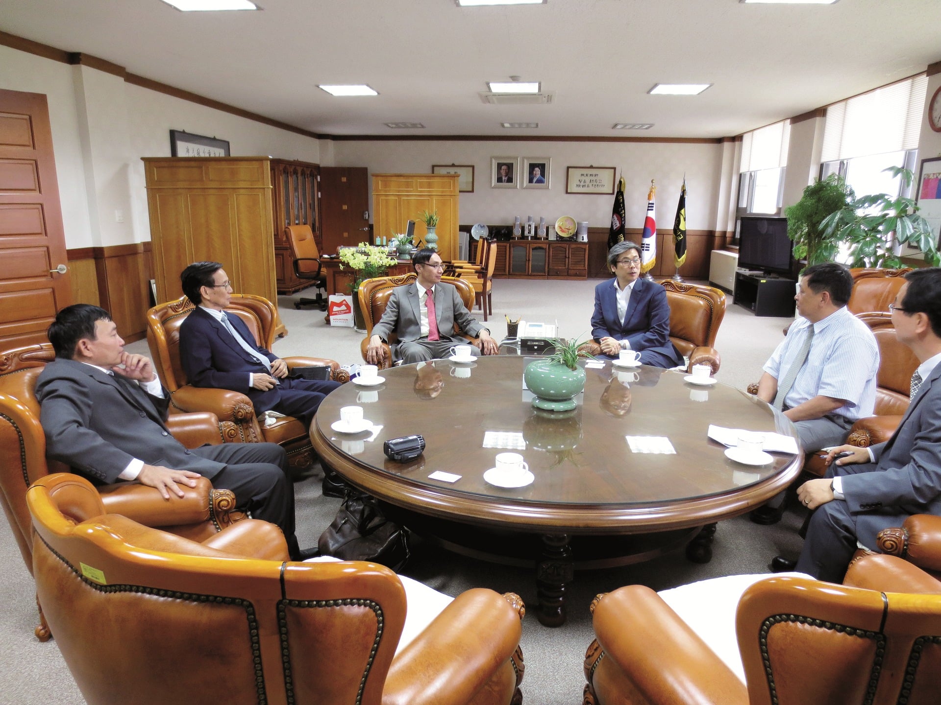 KHOA NGOẠI NGỮ – SAIGONACT