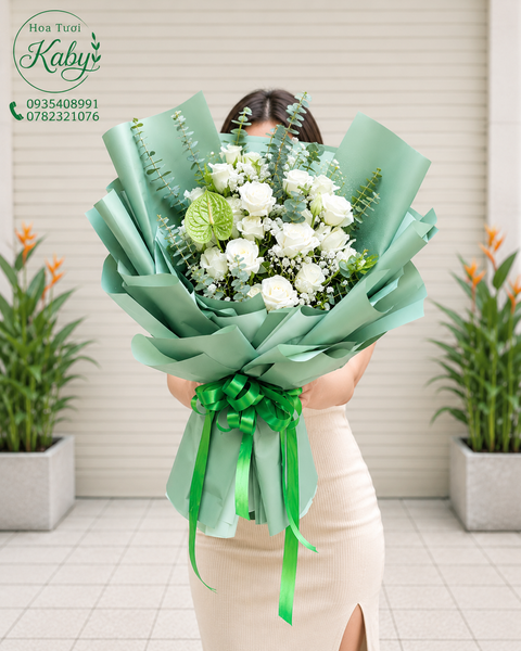 Bó Hoa Khúc Thì Thầm Xanh Ngọc