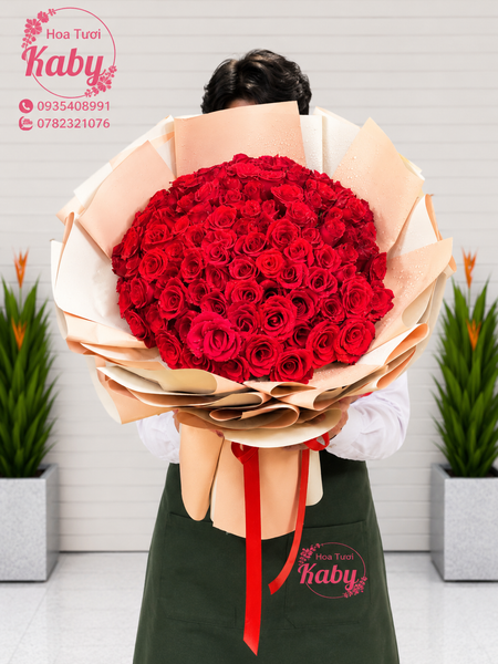 BÓ HOA 99 BÔNG HỒNG ĐỎ