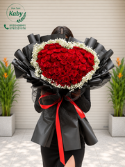 BÓ HOA HỒNG ĐỎ HÌNH TRÁI TIM LÃNG MẠN