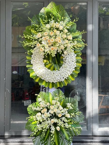 Kệ Hoa Viếng Trang Nghiêm – Lời Tiễn Biệt Cuối Cùng