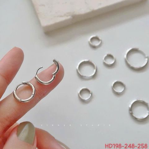 KHUYÊN BẠC Ý TRẺ EM 8MM