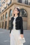  Áo khoác dạ tweed dáng ngắn phối viền gấu có túi ốp 