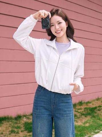 Áo khoác gió dáng ngắn gấu aura