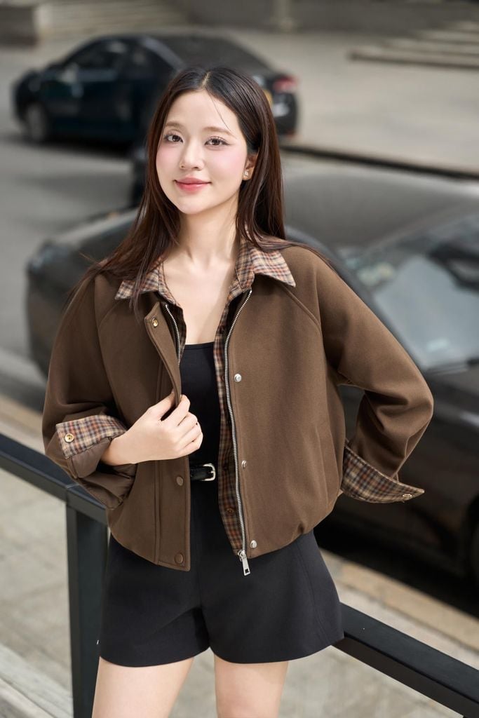  Áo khoác dạ ngắn Maddy phối cổ kẻ caro thời thượng 