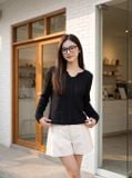  Áo kiểu dài tay cổ phối ren 