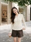  Áo kiểu dáng ôm dài tay cổ V nẹp cúc 