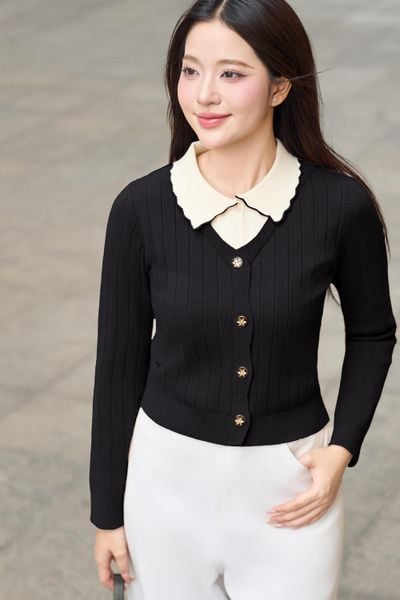  Áo len lông thỏ phối cổ sen sóng dáng ngắn thanh lịch 