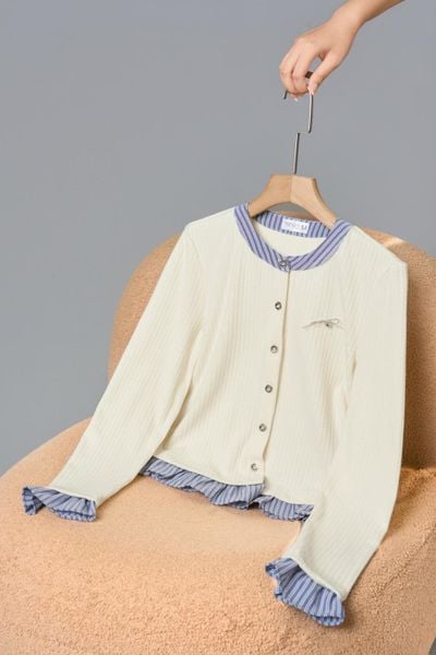  Áo nỉ nữ lông cừu sọc to cổ tròn phối gấu giả sơ mi 