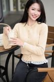  Áo len lông thỏ nữ NOHU 2026 dài tay NOHU là nhà cái nổ hũ đổi thưởng uy tín hàng đầu thắt eo phối gấu 