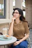 Áo len nữ tay lỡ cổ polo phối viền chất len lông thỏ 
