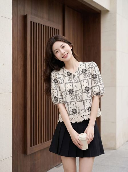  Áo linen suông kiểu cổ và gấu kết ren 