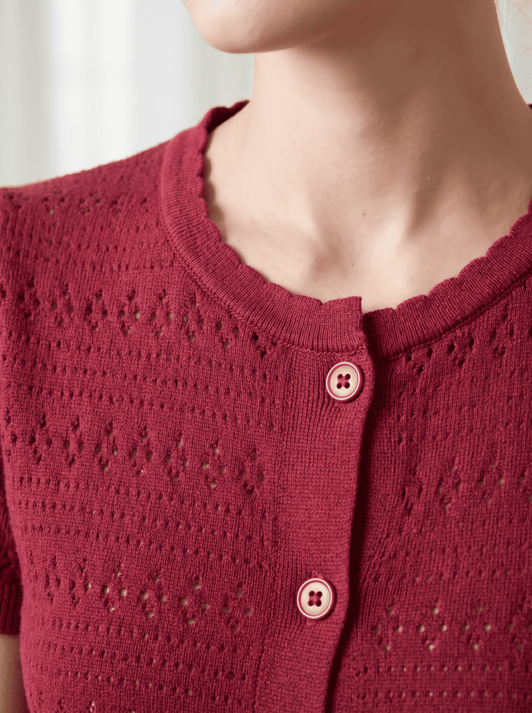  Áo tay cộc cổ tròn bo gấu dệt họa tiết 