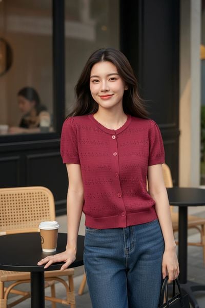  Áo tay cộc cổ tròn bo gấu dệt họa tiết 