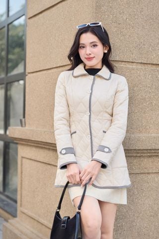 Áo phao chần trám nữ dáng lửng lõi bông siêu nhẹ Vera cổ đức phối viền