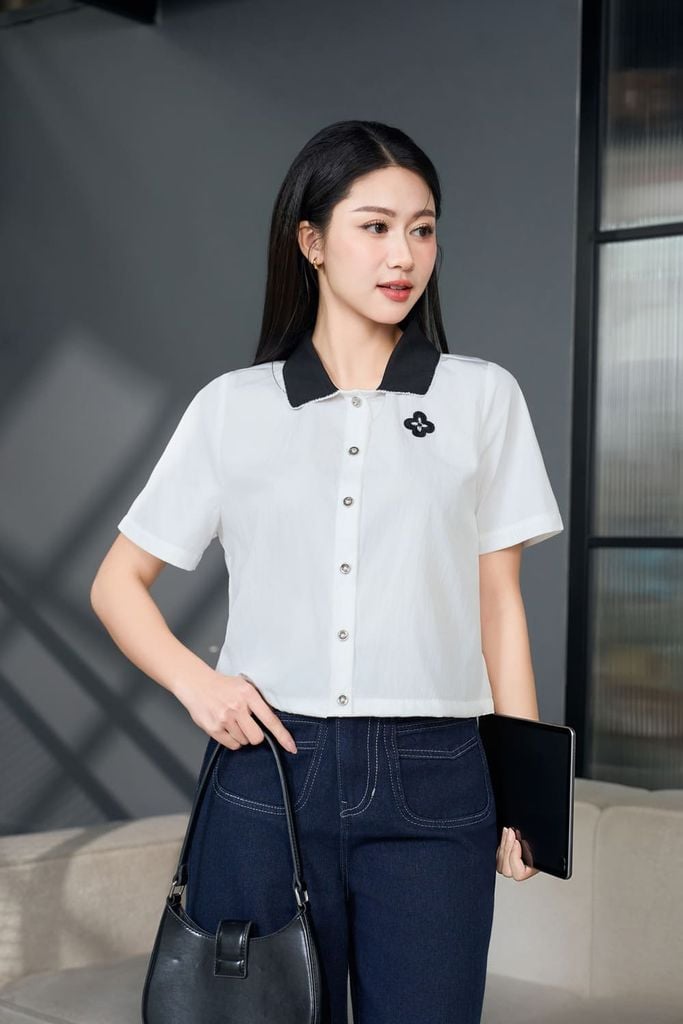  Áo sơ mi vải thô gió tay cộc gấu rút phối cổ 