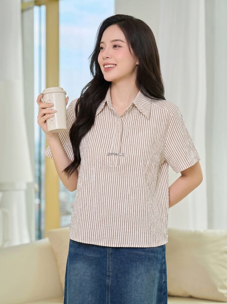  Áo sơ mi thô kẻ tay cộc cổ đức nẹp giấu khuy 
