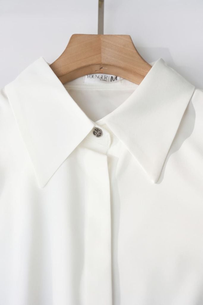  Áo sơ mi nữ dáng suông cổ đức dài tay chất thô tuyết 