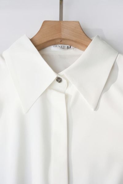  Áo sơ mi nữ dáng suông cổ đức dài tay chất thô tuyết 