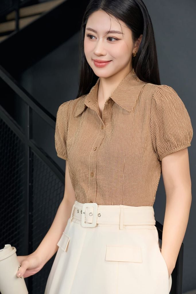  Áo sơ mi thô kẻ tay cộc cổ đức dáng ngắn trẻ trung 