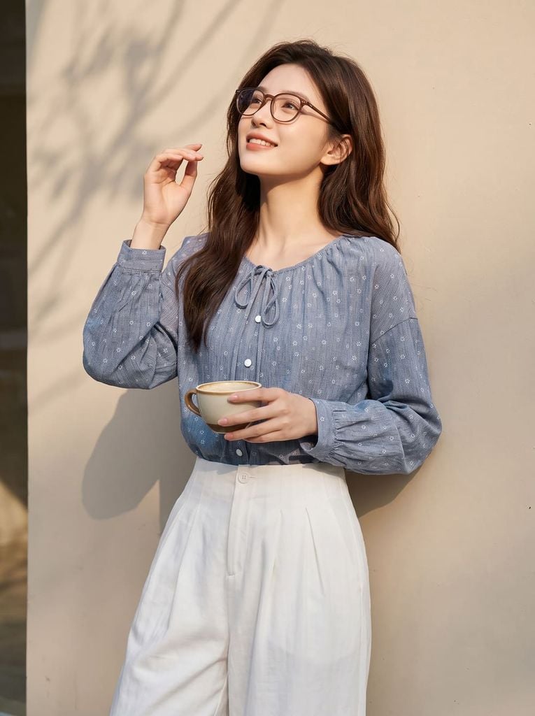  Áo thô gió cổ nhún chấm bi dài tay 