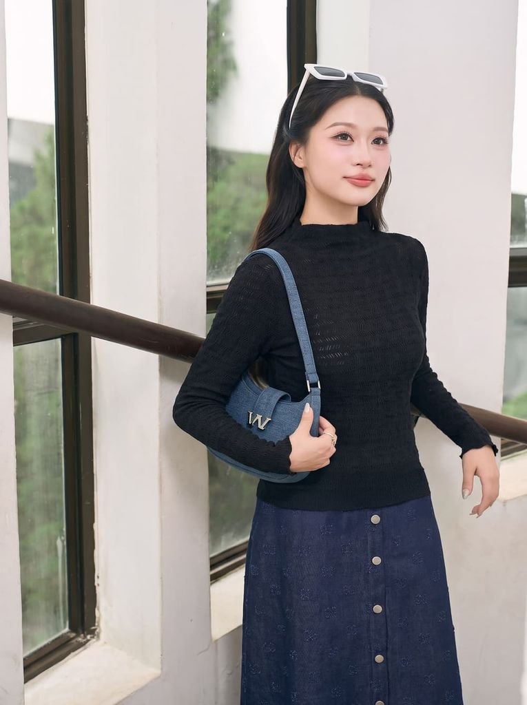  Áo thun giữ nhiệt dáng ôm tay bèo 