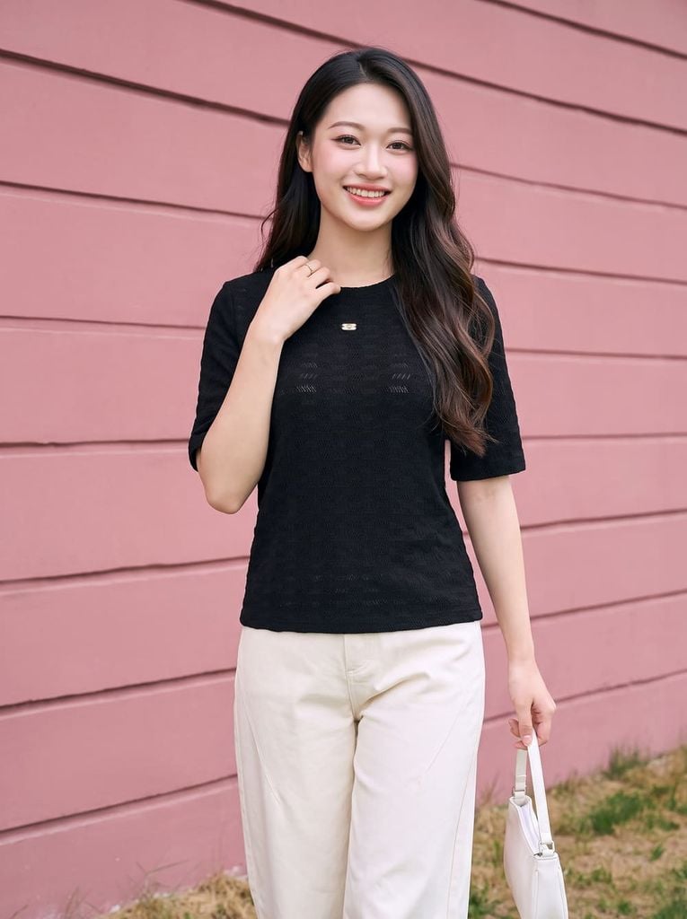  Áo thun giữ nhiệt tay lỡ đính tag ngực 