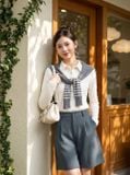  Áo kiểu cổ đức dáng ôm khuy cài nửa 