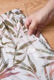  Bộ lanh áo cộc quần dài cổ V nhún 